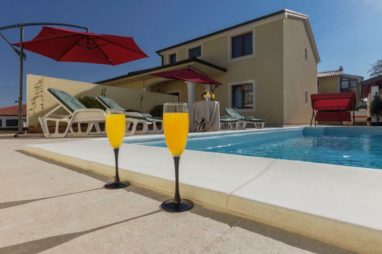 Villa Monique Vodnjan Exterior photo